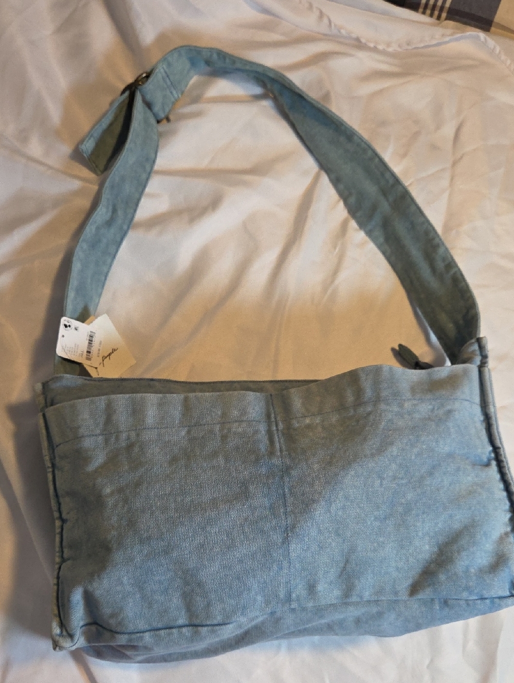 Camp Crush Sling Bag - Picture 8 of 10